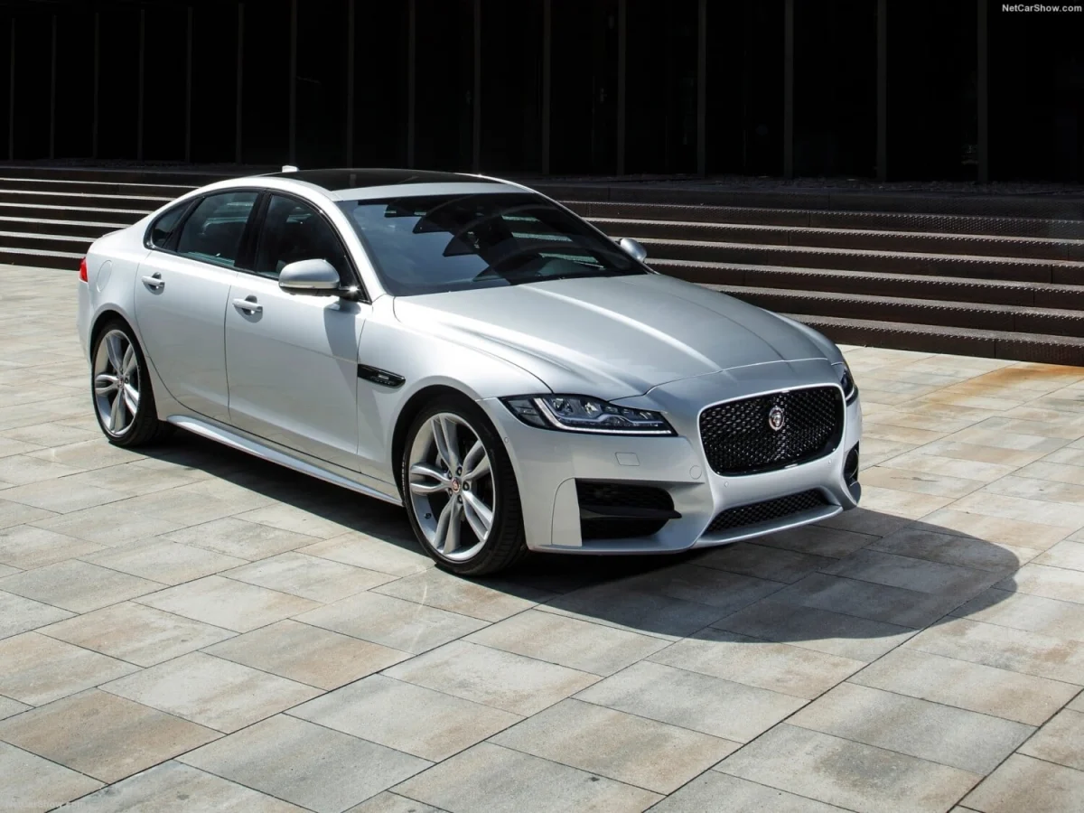Vous roulez en Jaguar XE, XF ou F-Pace ? Vérifiez rapidement si votre voiture est concernée par ce nouveau rappel