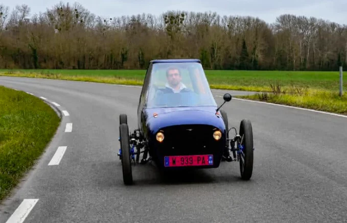 Cette voiture made in France en lin et bambou 100% électrique promet de révolutionner nos déplacements