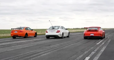 Une Corvette Z06 de 650 ch corrige une Mustang GT350R sur une drag race