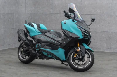 Après Ferrari et Lamborghini, Mansory s'attaque au Yamaha TMAX 560 pour en faire une supercar ?