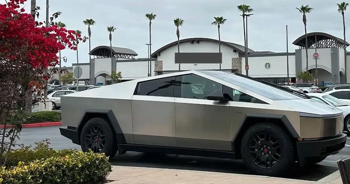 Ce chauffeur a poussé son Tesla Cybertruck à 161 000 km en un an