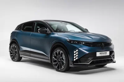 Renault frappe fort : la Mégane électrique passe sous les 30 000 €