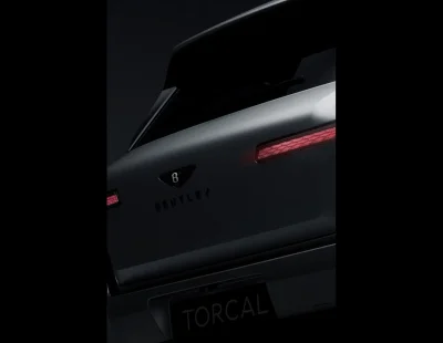 Le premier modèle électrique de Bentley porte enfin un nom