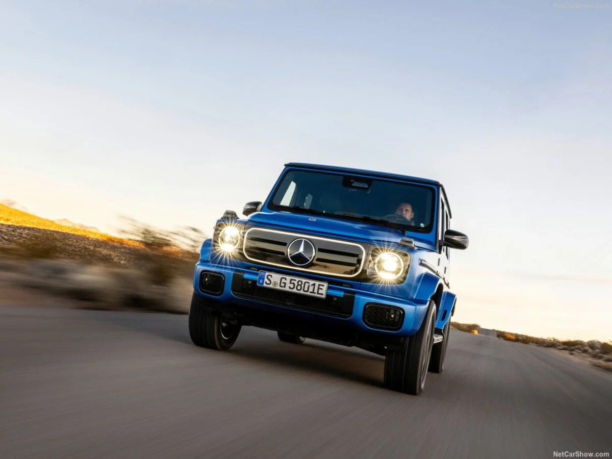 Même Mercedes renonce au "Made in Germany" pour réduire ses coûts