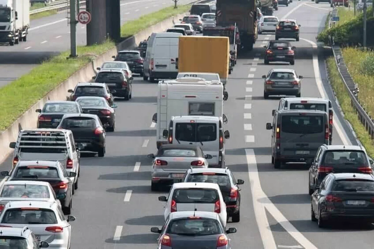 Embouteillages, canicule : voici la pire journée pour partir en vacances cet été !