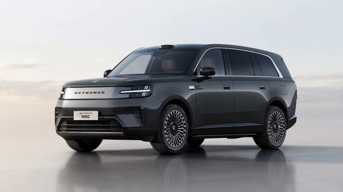 Ce SUV électrique veut remplacer votre bureau, votre salon... et votre voiture