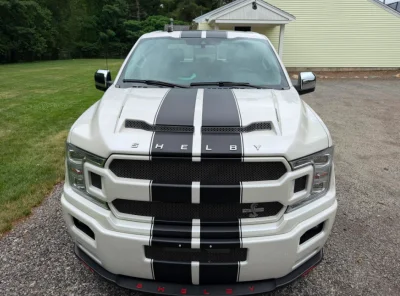 Un rare Ford F-150 Shelby Super Snake se vend aux enchères pour le prix d'une Mustang neuve