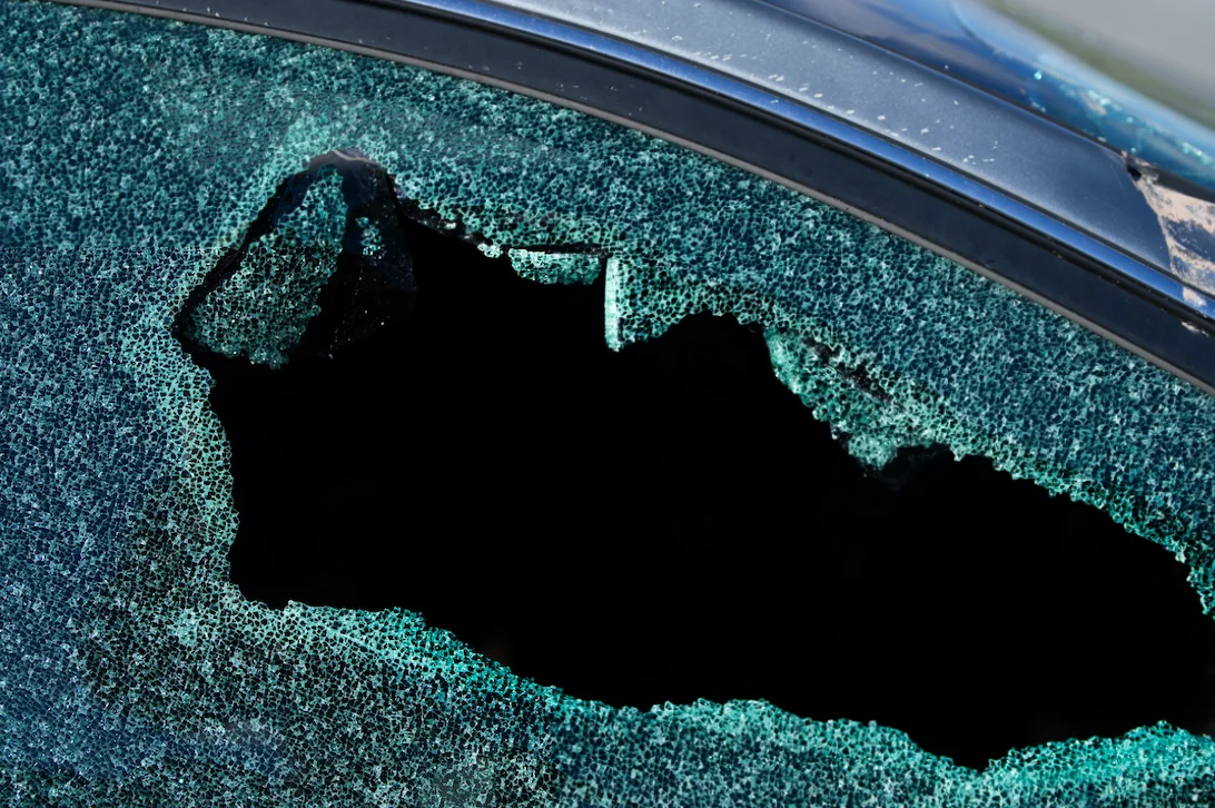 Bordeaux : De retour à sa voiture, elle la retrouve sans siège, les voleurs ont tout pris