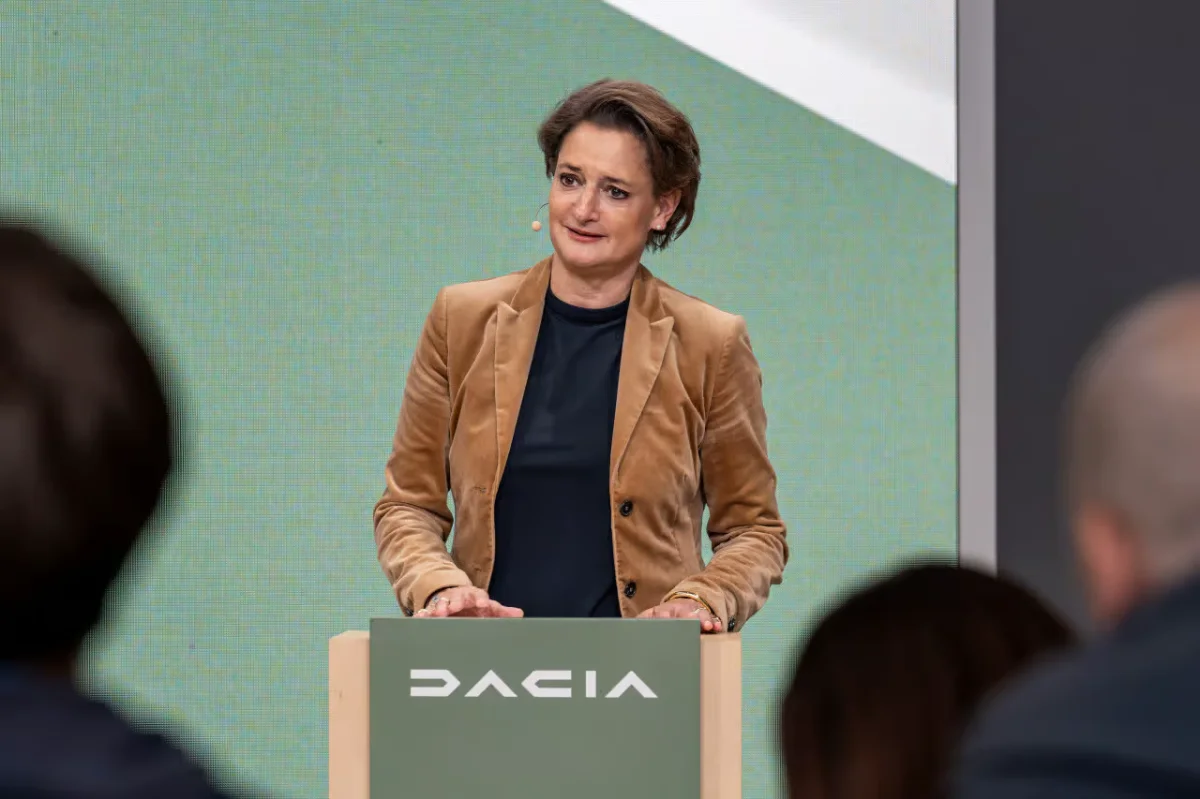 "Nous perdons le marché des voitures neuves" : la patronne de Dacia lâche une vérité qui dérange sur les voitures neuves en Europe