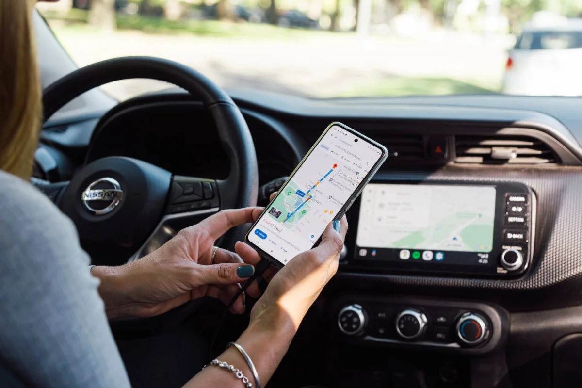 L'une des fonctions les plus attendues de Google Maps arrive enfin sur Android Auto