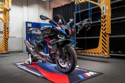 BMW prépare une M 1000 RR encore plus affûtée pour 2027