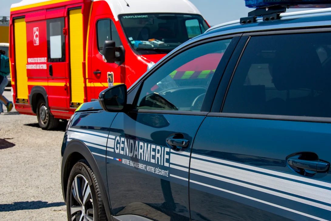 Haute-Garonne : Un grand-père se trompe de pédale et termine en voiture dans la vitrine d'une boucherie