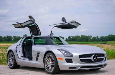 Un acheteur propose 678.000 euros aux enchères pour cette Mercedes SLS AMG et tout le monde croit, à tort, à une erreur dans l'offre