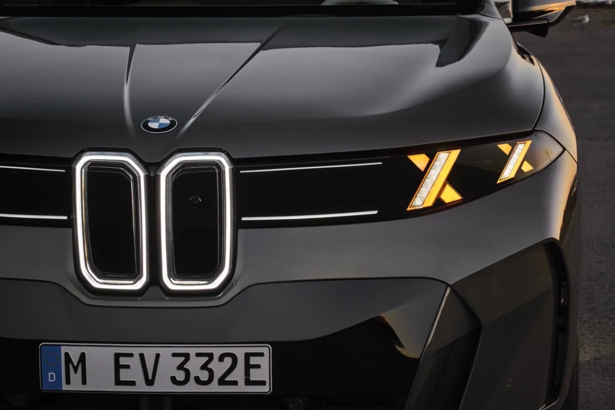 BMW confie une partie de la vente de ses voitures à ChatGPT