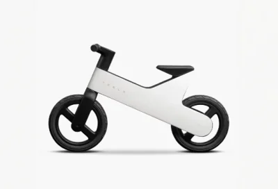 Le premier deux-roues de Tesla est... une draisienne pour enfants