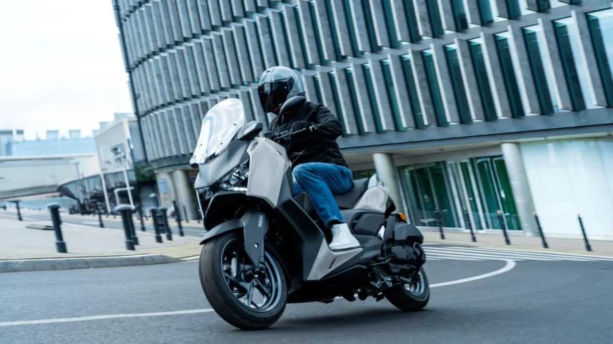 Piaggio MP3, Honda Forza, Yamaha X-Max… la liste des deux-roues accessibles avec un simple permis B