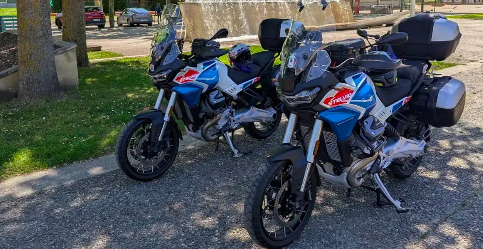 100.000 km en Guzzi Stelvio, c'est le pari fou de deux amis, à suivre sur les réseaux sociaux