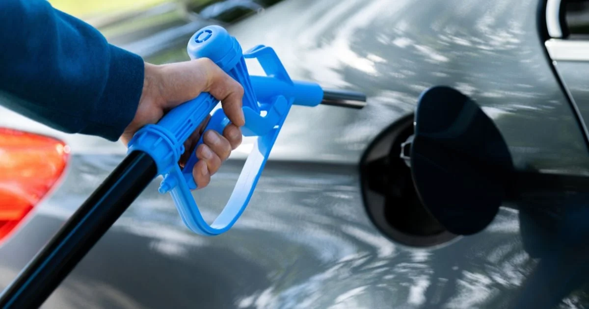 Pourquoi l’hydrogène perd la bataille face à la voiture électrique