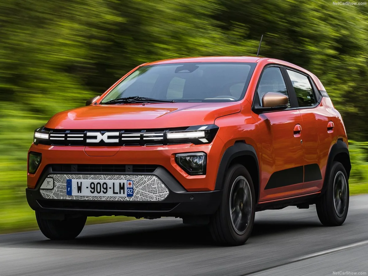 Pour se relancer, Dacia va accélérer sur l’électrique et prévoit quatre nouveautés