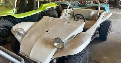 Un buggy Chevrolet Corvair bricolé pour un oncle handicapé au Minnesota