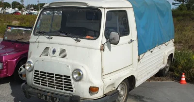 Sans contrat, il livrait des glaces en Renault Estafette avant de tout plaquer, à Nantes