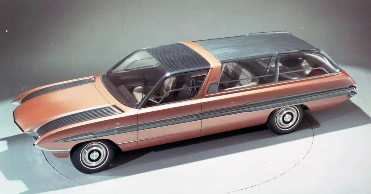 La Ford Aurora imaginait déjà nos voitures modernes en 1964, à New York