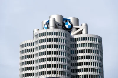 Même BMW n’y échappe plus : 8 000 emplois vont disparaître d’ici fin 2027