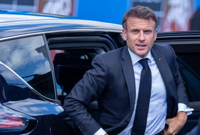 Clermont-Ferrand : Il vole une voiture immatriculée au nom de... Emmanuel Macron !