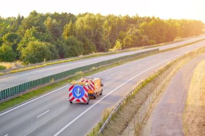 Un fourgon lumineux ne suffit toujours pas : 143 accidents ont frappé les agents autoroutiers en 2025