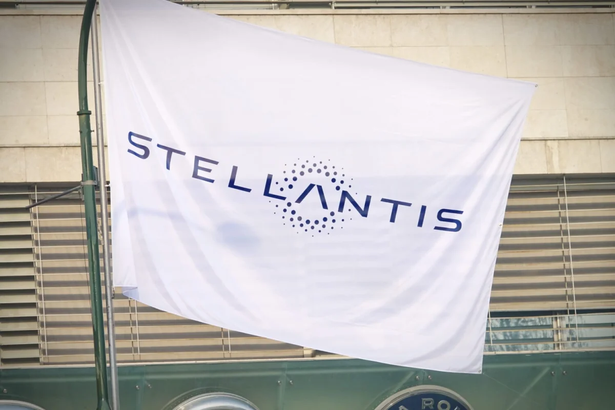 Stellantis : des bénéfices retrouvés, mais une ardoise salée sur en Europe
