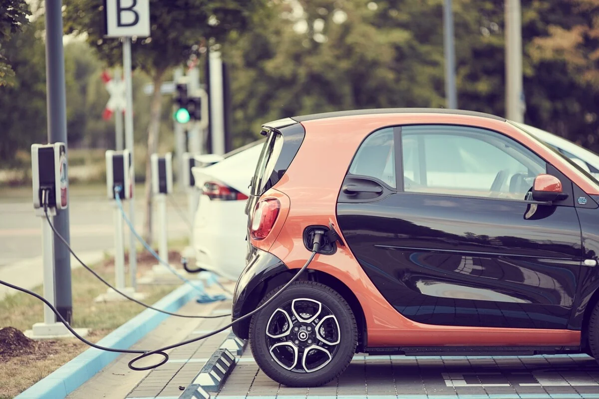 Quelle carte de recharge choisir pour les vacances ? Certaines peuvent vous faire économiser bien plus que prévu