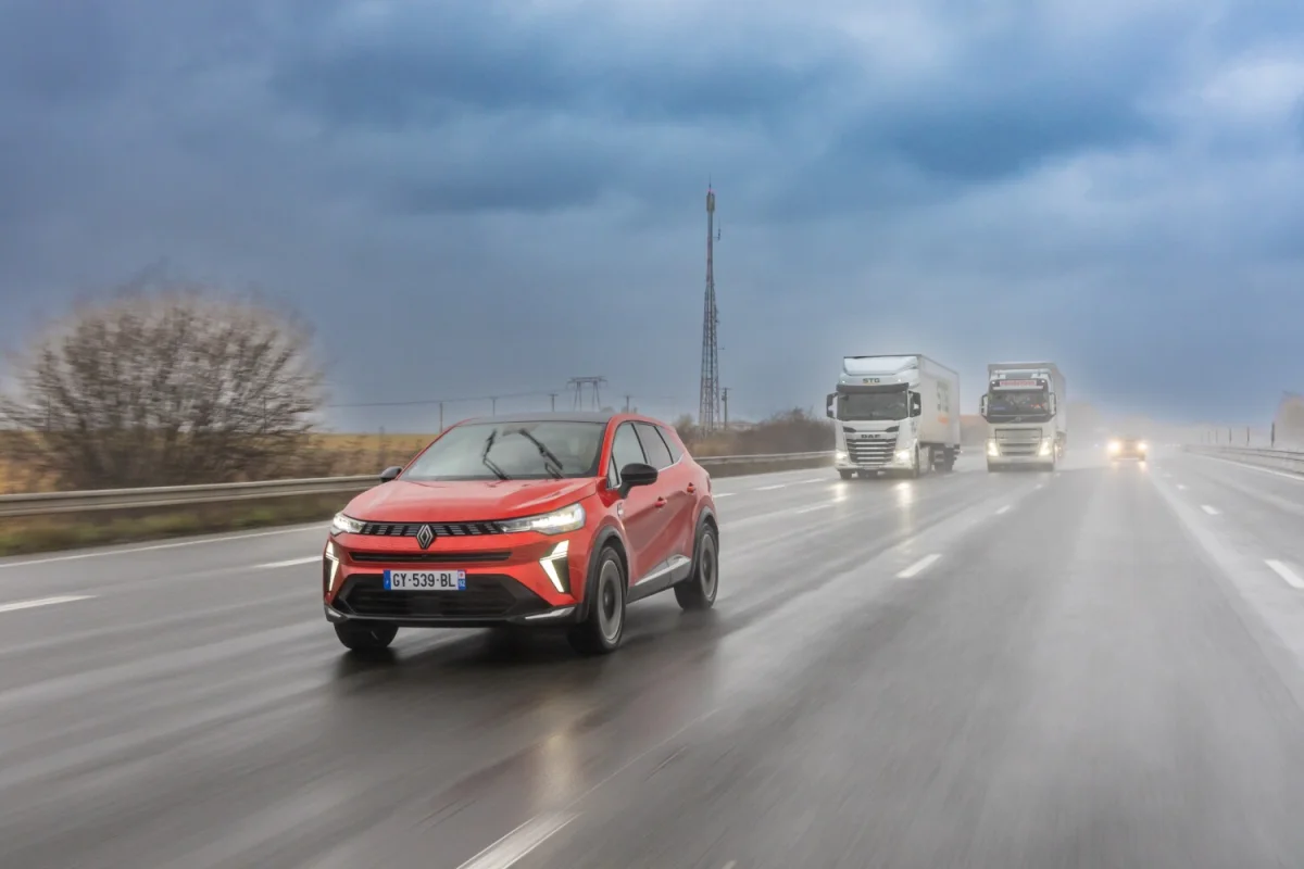 Notre avis sur le SUV compact avec le plus d'autonomie sur autoroute ! - Essai Renault Symbioz