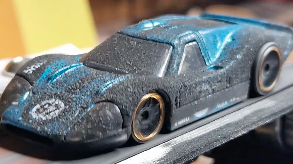À son échelle, cette voiture Hot Wheels a parcouru 21660 kilomètres en cinq jours