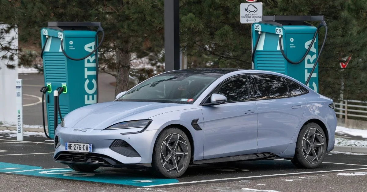 La voiture électrique recule en Chine, et le monde entier le ressent déjà