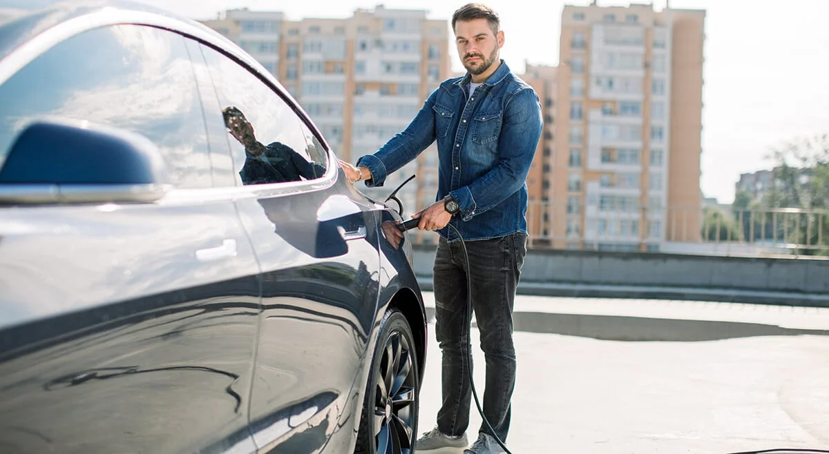 Est-ce le bon moment d'acheter une voiture électrique d'occasion ?
