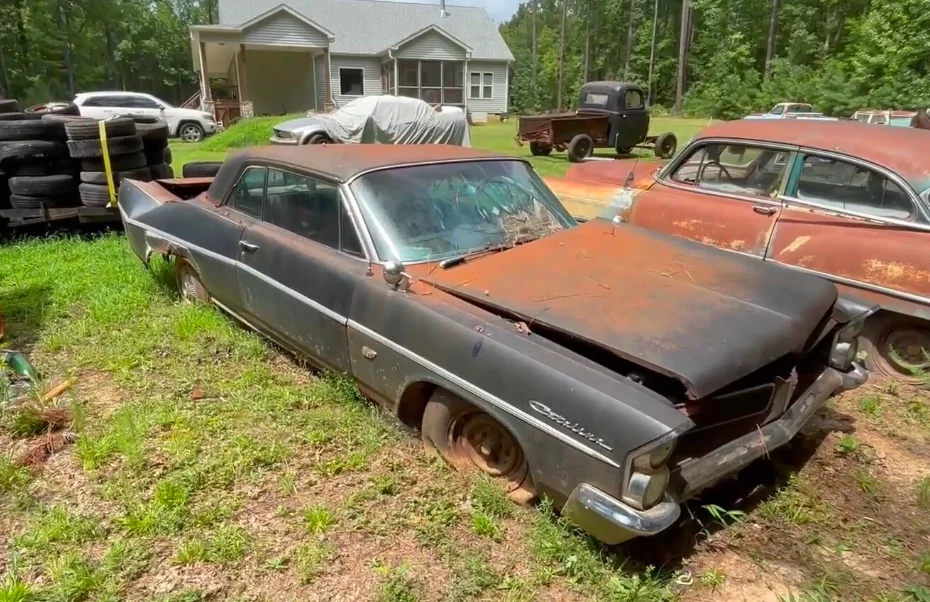 Cette Pontiac Catalina de 1963 à l'abandon depuis 47 ans renferme un rare moteur 421 Tri-Power