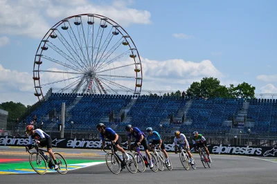 Roglič, Cavendish… le GP de France MotoGP a débuté avec du vélo !
