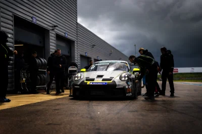Dijon – EL2 : Charles Roussanne devant sous la pluie