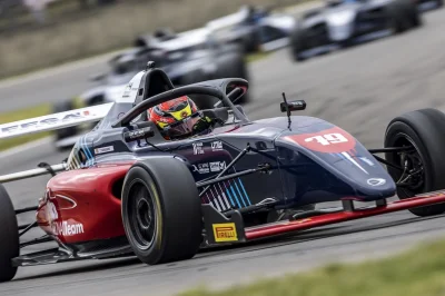 Dijon – Course 2 : Thibaut Ramaekers s’impose, Ginevra Panzeri encore dans le top 10