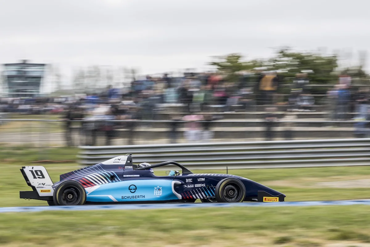 Dijon – Course 3 : Guillaume Bouzar en maître, Thibaut Ramaekers réalise la remontée du week-end