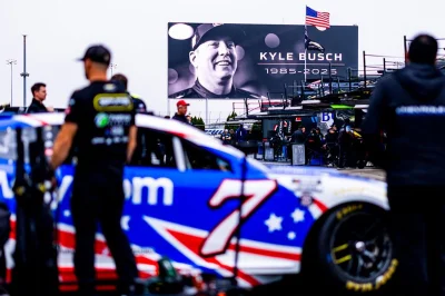 Sous le choc, la NASCAR pleure Kyle Busch