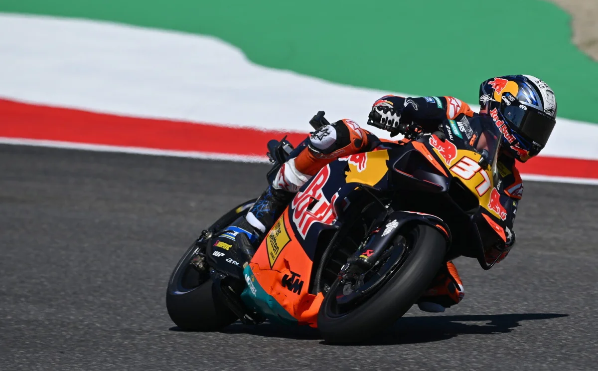 Pedro Acosta satisfait malgré une 6e place au Mugello : « C’était intéressant de rouler derrière Marc »