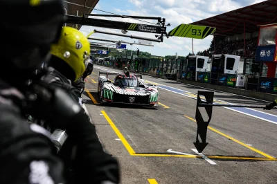 Peugeot célèbre 100 ans au 24 Heures du Mans et vise les avant-postes