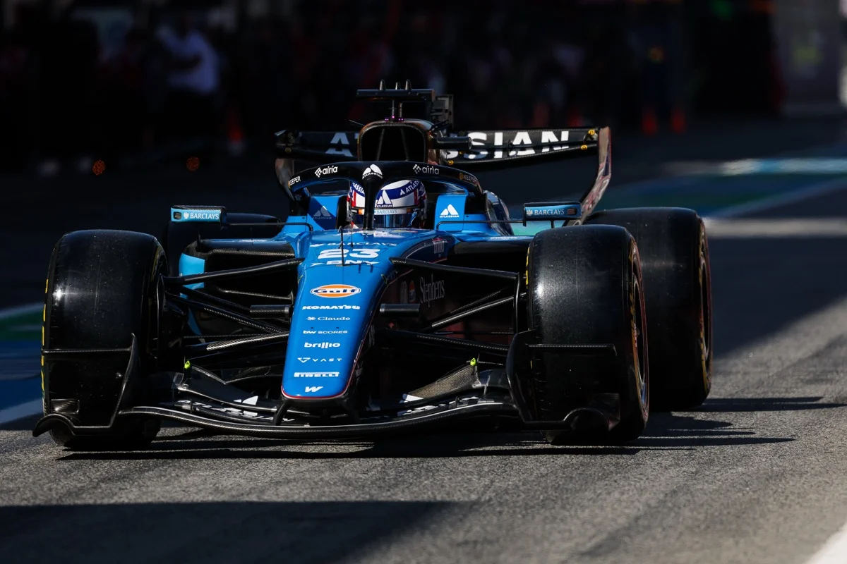 À cause… d’une caméra, le GP de Catalogne d’Alexander Albon s’est transformé en séance d’essais