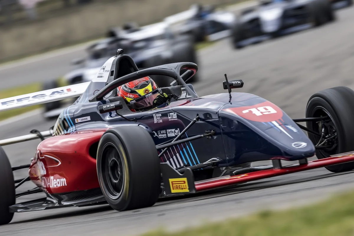 Spa-Francorchamps – Course 1 : Thibaut Ramaekers s’impose à domicile devant le poleman Guillaume Bouzar