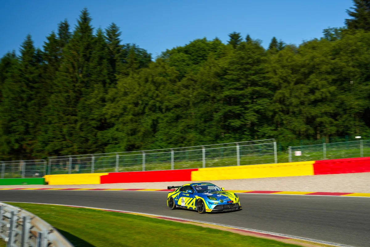 Spa-Francorchamps – Course : Victoire sur le fil pour Léo Jousset, Rudy Servol et Race Cars Consulting