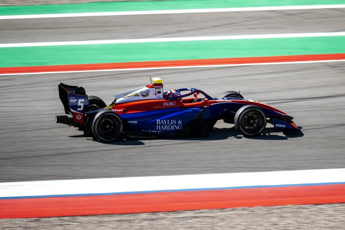 Silverstone – Qualifications : Freddie Slater en pole devant Théophile Naël, Giusti dans le top 10