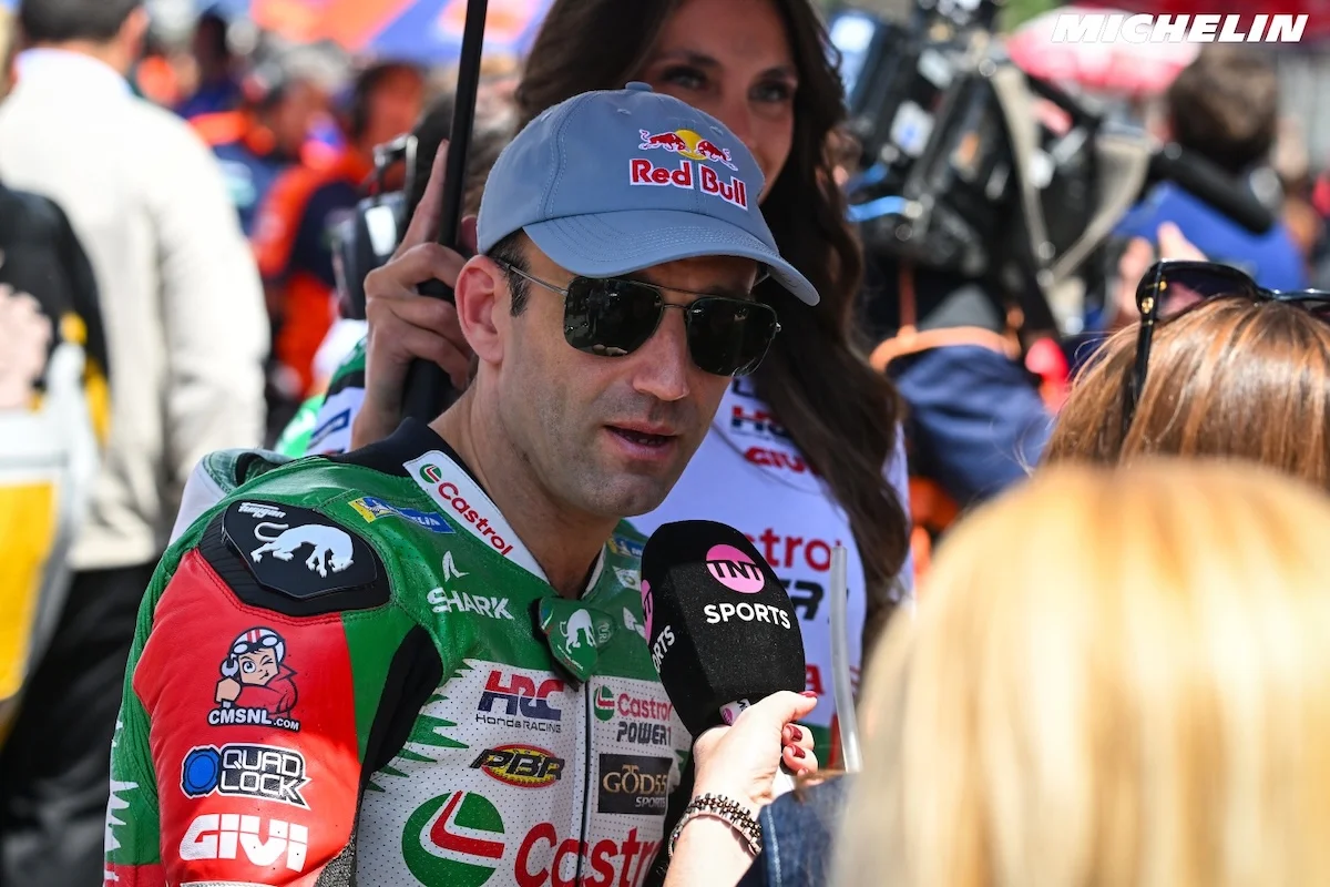 Johann Zarco blessé mais finalement pénalisé pour son accident en Catalogne