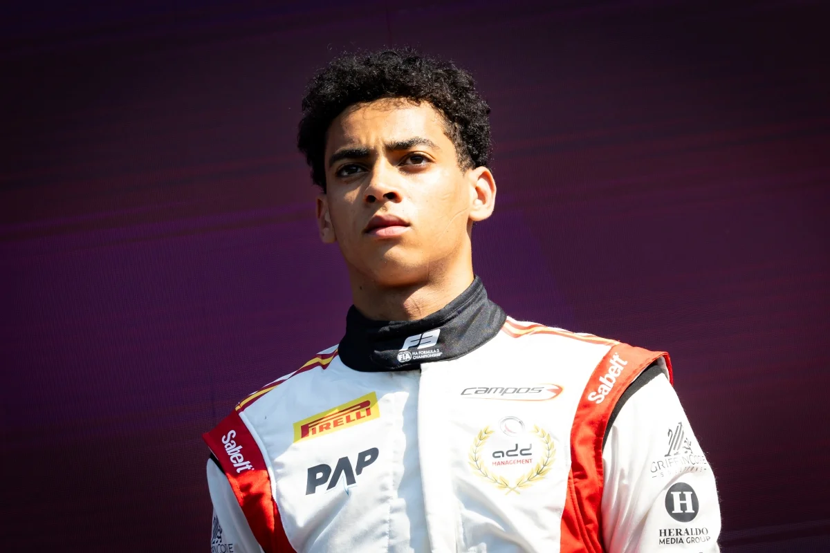 Naël et Ugochukwu englués dans le peloton en qualifications : « Un podium, ce serait excellent »