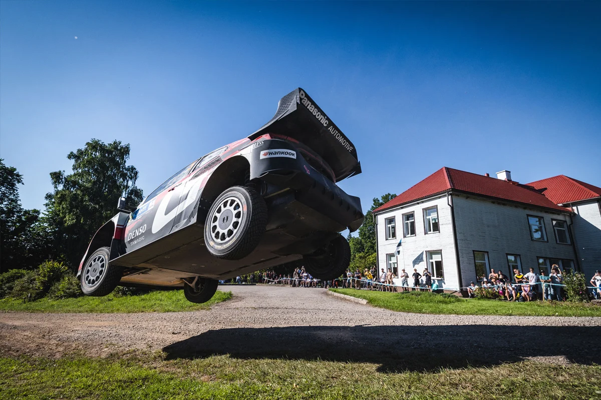 Rallye d’Estonie – ES12 : Pajari tape du poing sur la table et creuse l’écart en tête